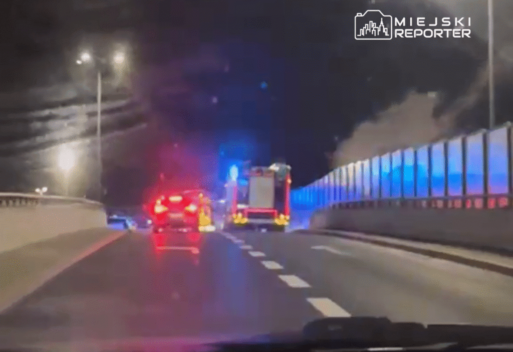 Chopin havalimani ndaki gidis terminalinin terk edilmis bagajlar nedeniyle bosaltilmasi 19866