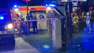 Evsiz bir adamı vahşice dövdüler ve izlerini kaybettirmek için binayı ateşe verdiler. 44 yaşında ölü 3 Evsiz bir adami vahsice dovduler ve izlerini kaybettirmek icin binayi atese verdiler 44 yasinda olu 16904