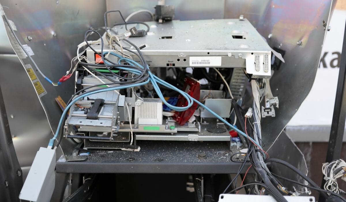 Finlandiya da bir dizi atm patlamasinda polonyali ceteden supheleniliyor 17207