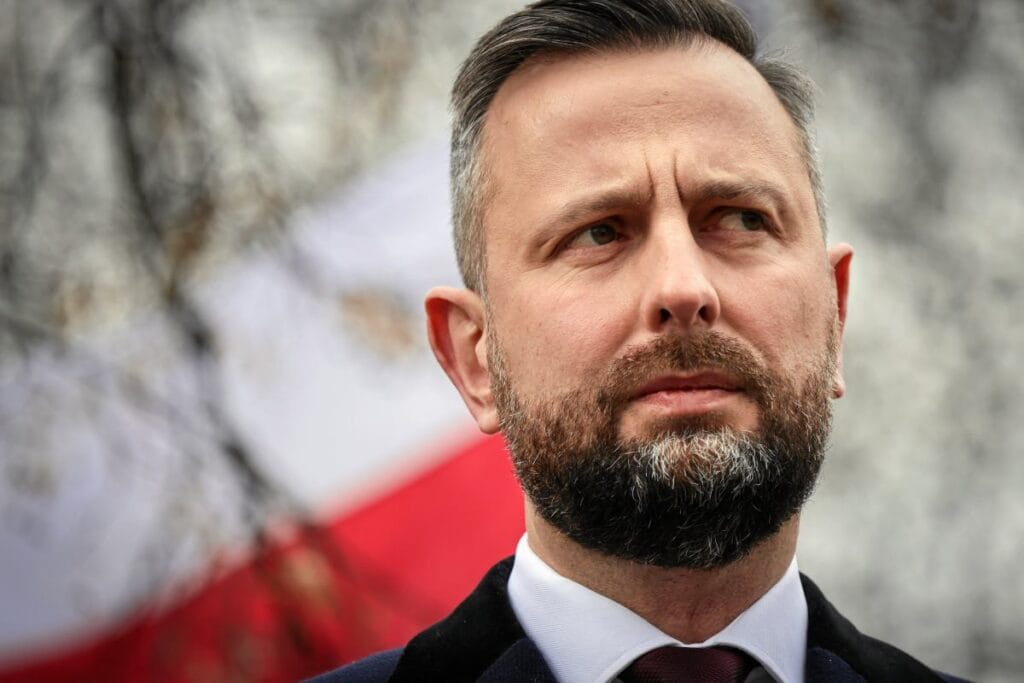 gizli ordu belgeleri coplukte mi savunma bakanligi sefi konu ciddi 17640