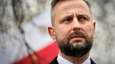 Gizli ordu belgeleri coplukte mi savunma bakanligi sefi konu ciddi 17640