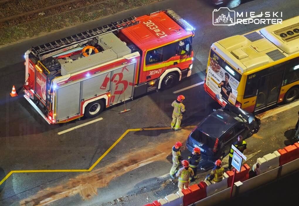 Grojecka caddesi nde ehliyetsiz ve uyusturucu etkisi altindayken bir otobuse carpti 14985