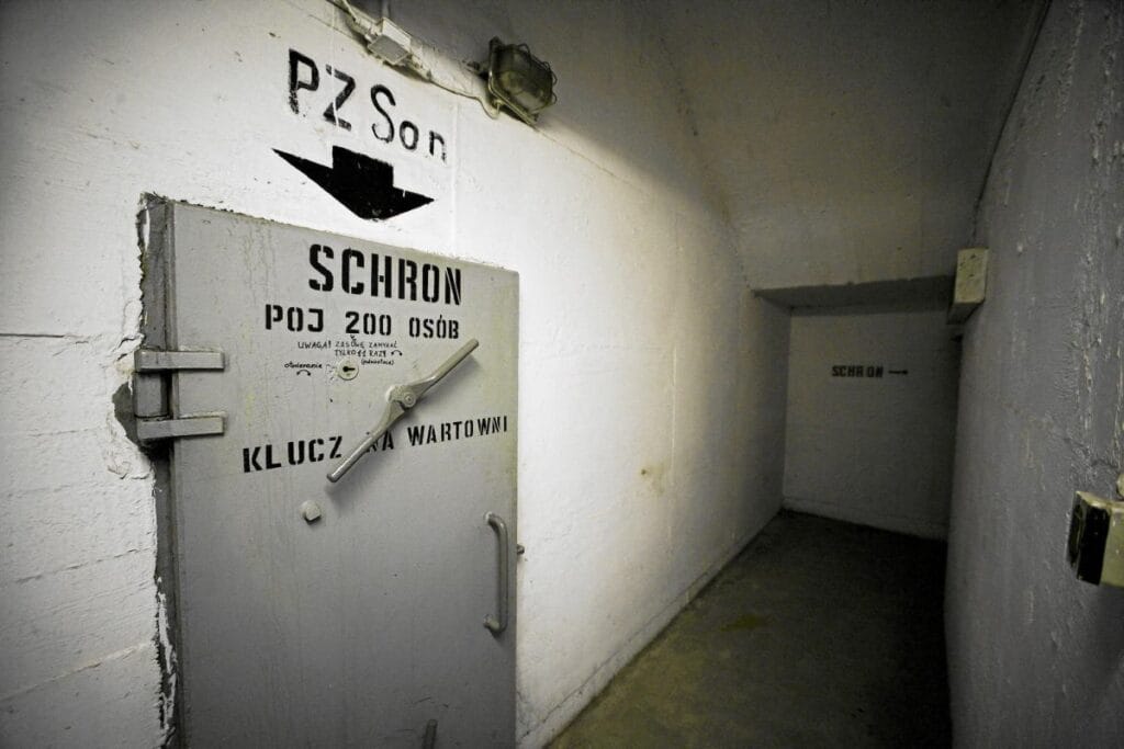 gw varsova daki siginaklari denetlediler durum kotu tek bir nesne bile yok 14592