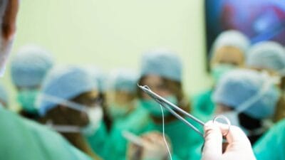 Hastanede olumcul hata bayan eve gereksiz bir ameliyat gecirdi sagligini mahvetti 15666