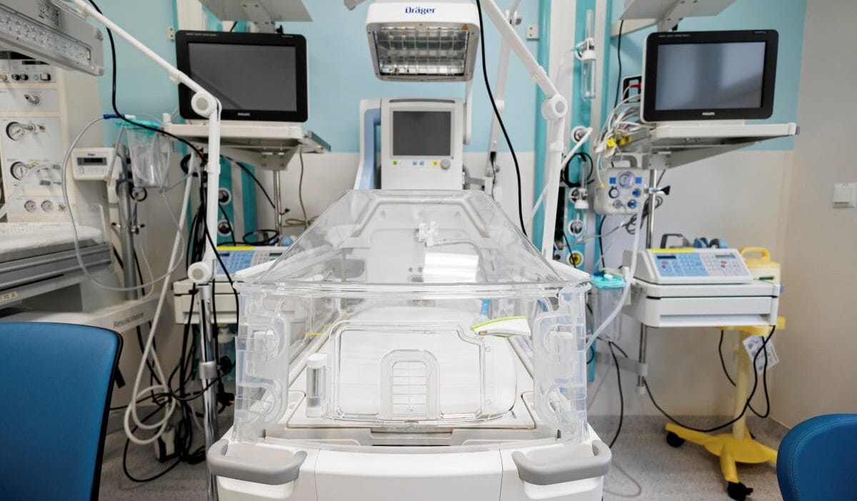 Hastanede olumcul hata otuz yili askin bir sure boyunca kadinlar degistirilmis kimliklerle yasadi 15636