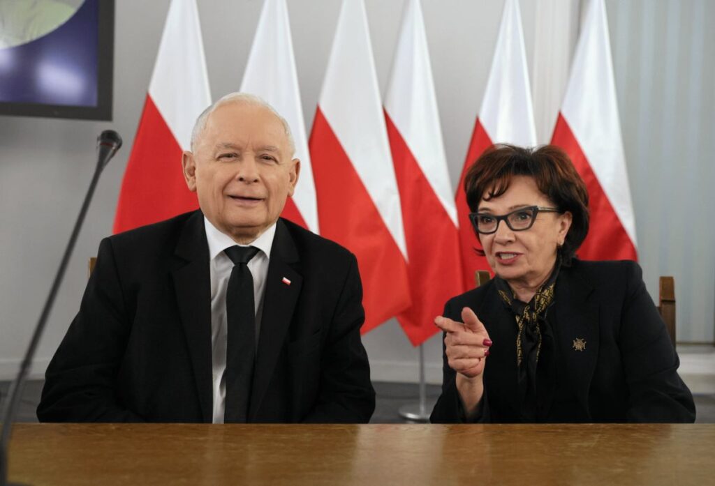 hukuk ve adalet partisi nde isler kizisiyor kaczy ski nin cpk daki ekibine kimin liderlik edecegi belli oldu 20084