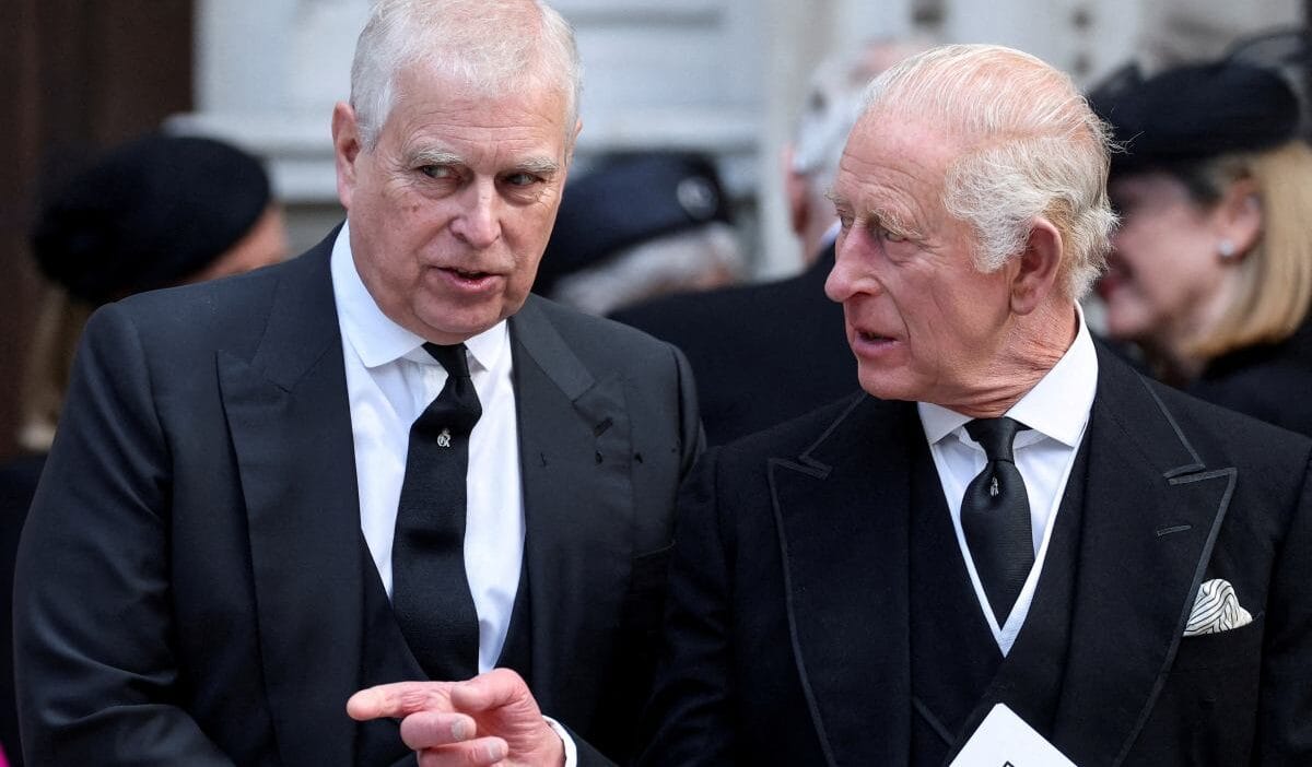 I ngiltere de skandal polis kr l n kardes hakkinda cikan sansasyonel haberleri arastiriyor 18129