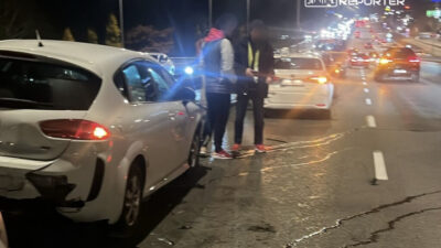 Jerozolimskie caddesi ndeki ust gecitte bes arac carpisti ust gecit tikandi 20102