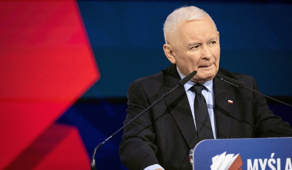 Kaczynski berlin in planlari uzerine almanlar devletimizi elimizden almak istiyor fransizlar da onlarla birlikte 19050