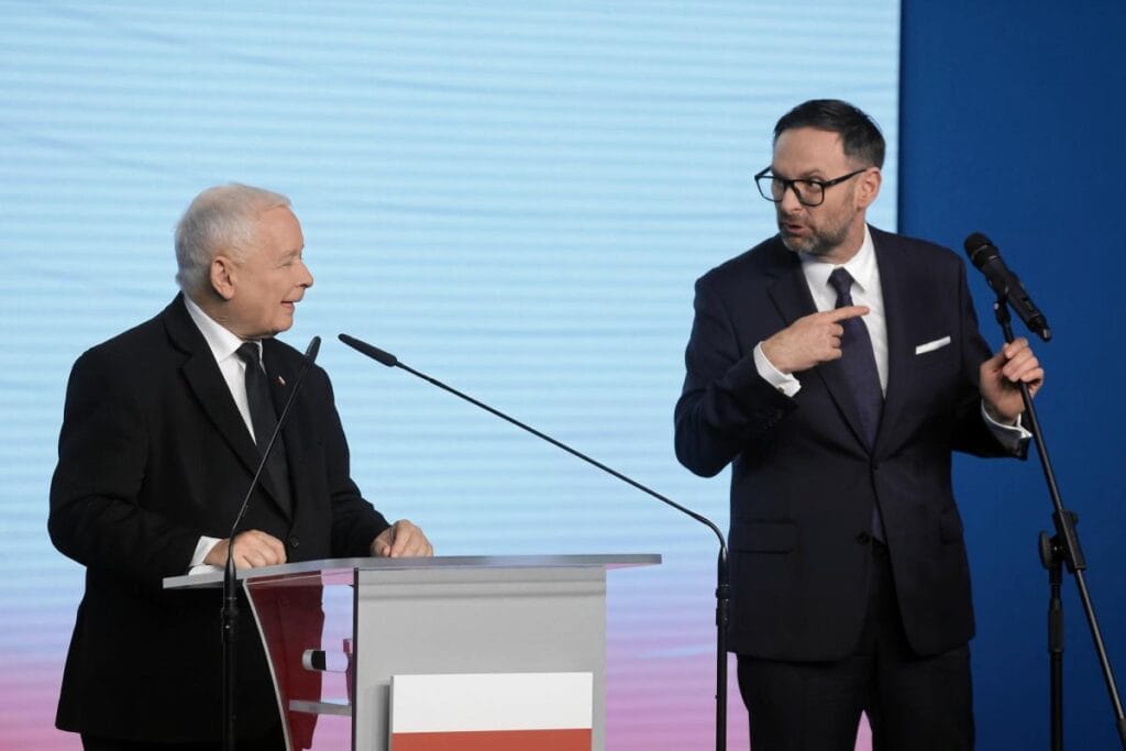 kaczynski bruksel e sert cikti bir adam verin bir paragraf bulalim pis milletvekillerini boyle savunuyor 15810