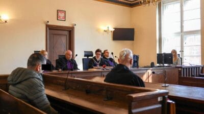 Karisi kendisinden bosanmak istedigi icin oldurdu jagatow daki cinayetle ilgili karar verildi 14417