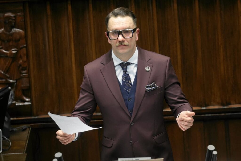 kimse bu adami hafife almamali mejza kaczynski nin evindeki halinin uzerinde tusk da tepki gosterdi 16952