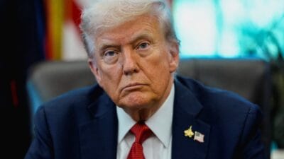Kimsenin bunu bilmemesi gerekiyordu ama trump internette ozel bir mesaj yayinladi 16418