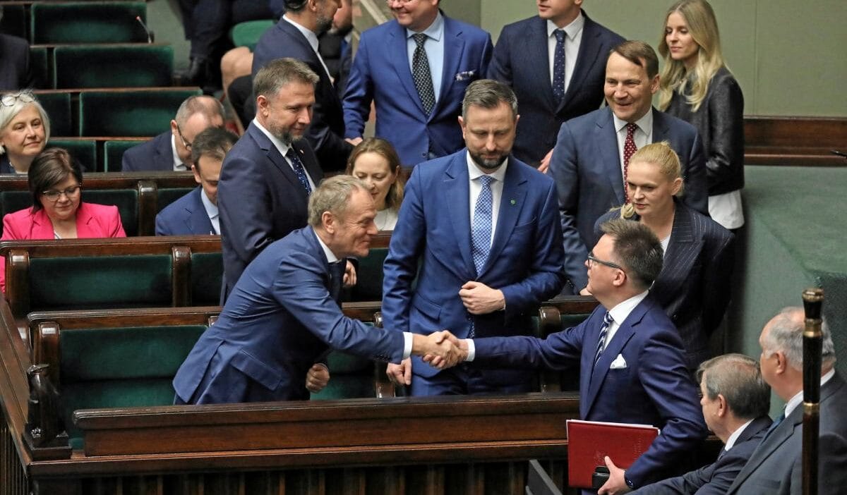 Koltuk kavgasi holownia beklenmedik bir sekilde kosullari belirler czarzasty kayboldum 15534