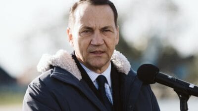 Küresel sumud filosu. Sikorski gözaltına alınan polonyalılar hakkında yeni bilgiler verdi 3 Kuresel sumud filosu sikorski gozaltina alinan polonyalilar hakkinda yeni bilgiler verdi 15141