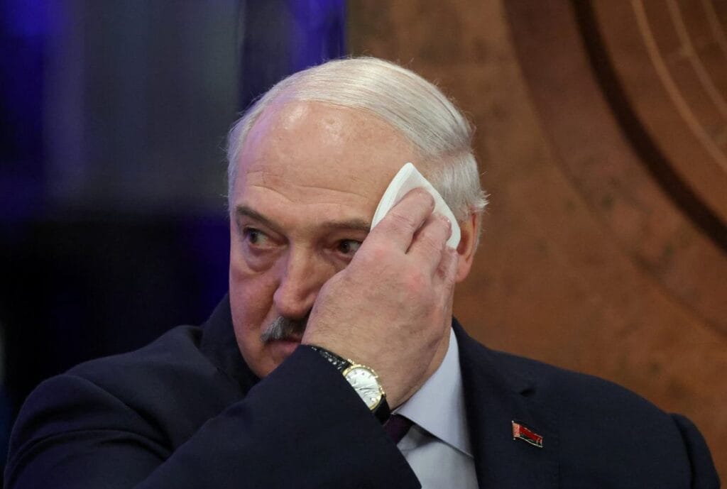 lukashenko trump in aciklamasina tepki gosterdi bu nukleer bir savasa yol acacaktir 16997