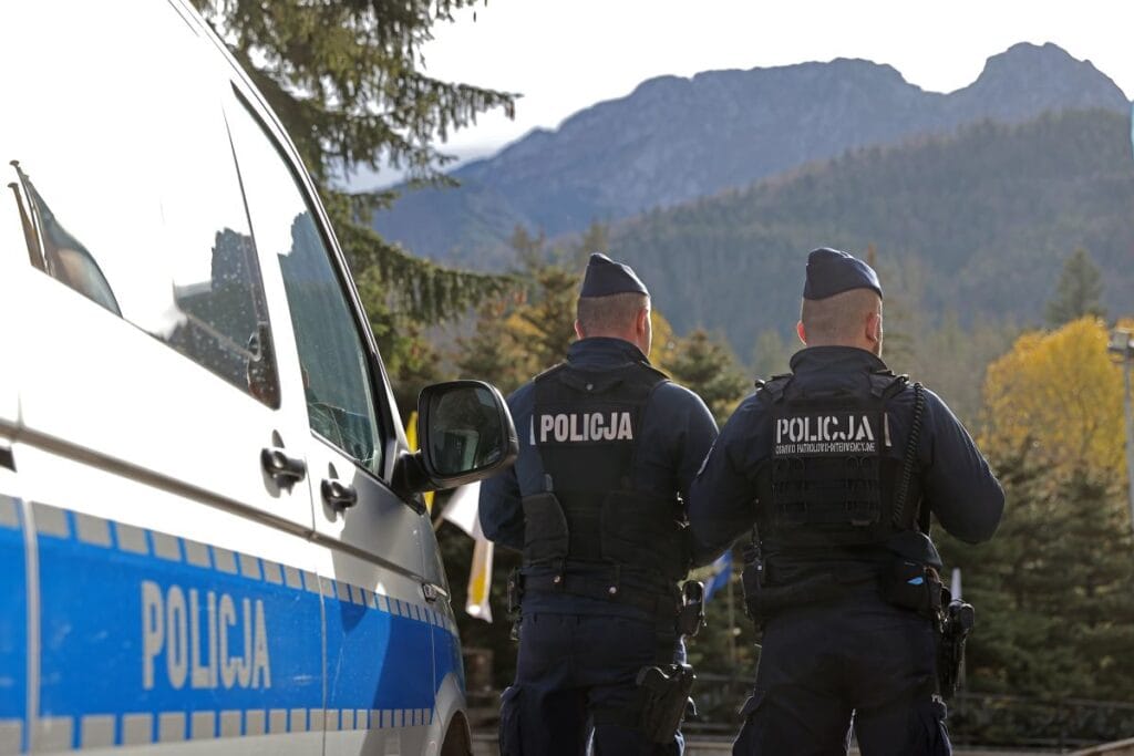 ma opolska bolgesinde trajedi bir kamp alaninda genc bir adamin cesedi bulundu 19350