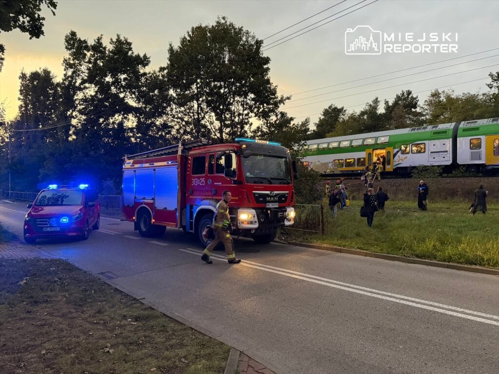 mazovia demiryolu treni yasak yerden gecen kadini olumcul sekilde ezdi 14880