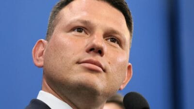 Mentzen bir tusk amokunda bir goz kirpmasi sag tarafta yine kayniyor 14817