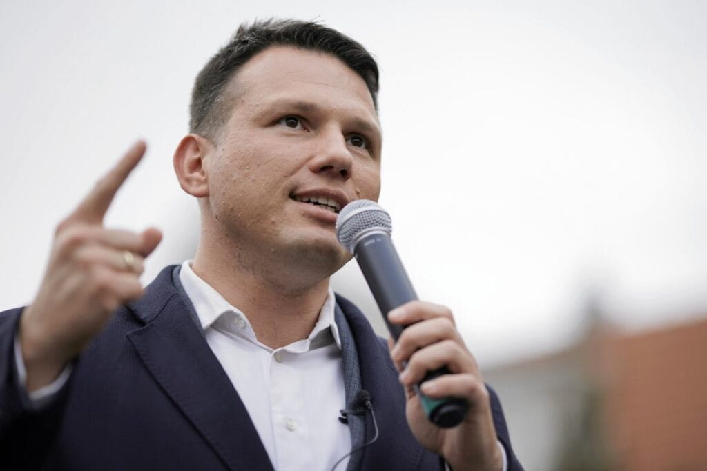 mentzen in nawrocki ile gorusmesi yuz yuze konfederasyon lideri ne konustuklarini acikladi 16838