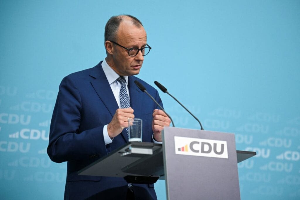 merz harekete gecti ve afd ye karsi mucadele edecegini duyurdu uzanan el bizi yok etmek istiyor 18336