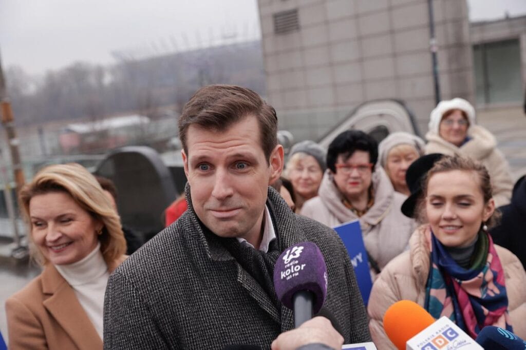 milletvekili sterczewski ile ilgili tartisma bochenski neden nijerya ya gitmedi hic empatim yok 15120