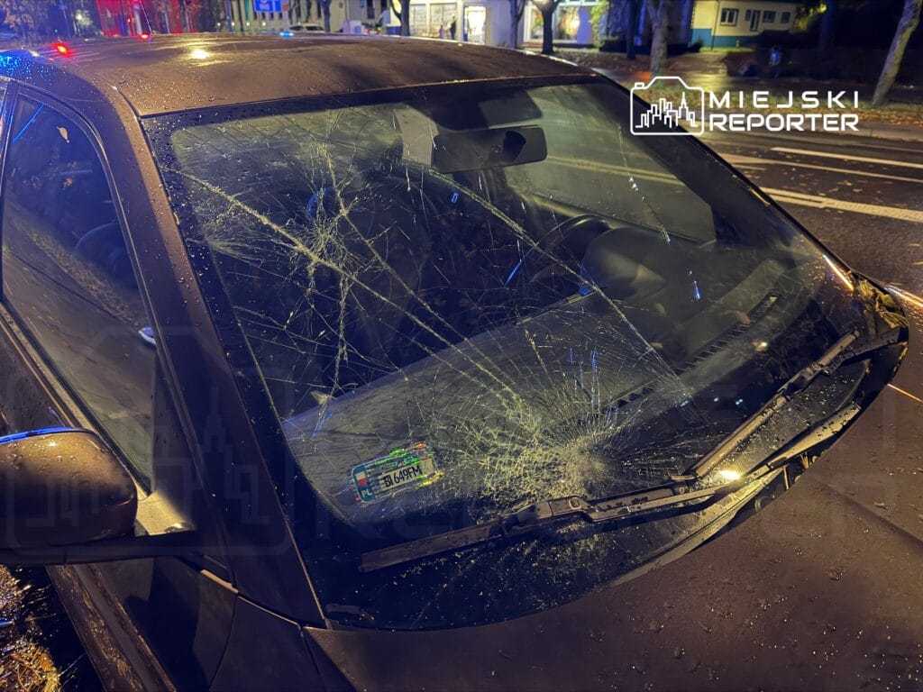 mokotow da bir yayaya carpti yaralanan kisi hastaneye kaldirildi 18084