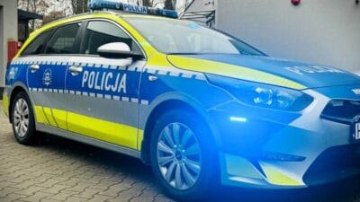 Mudahale sirasinda polis devriye araci isirildi fail zaten polonya disinda 14553