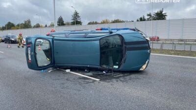 Nissan s2 üzerinde bariyerlere çarptı. Bir kişi yaralandı, sürücü kaçtı 2 Nissan s2 uzerinde bariyerlere carpti bir kisi yaralandi surucu kacti 16062