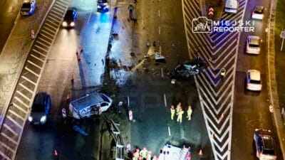 Otobus wislostrada da iki araca kafa kafaya carpti ucu cocuk 6 kisi yaralandi 16682