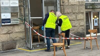 Po merkez binasinin kapisina molotof kokteyli atmistir fail icin insan avi baslatilmistir ekipler olay yerinde calisiyor 17763