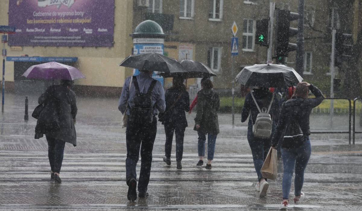 Polonya daki hava durumunun dokumu imgw bir tarih belirtti 17985