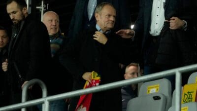 Polonyalı taraftarlar tusk'a hakaret etti. Spor bakanı'ndan sert tepki 2 Polonyali taraftarlar tusk a hakaret etti spor bakani ndan sert tepki 16790