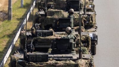 Polonyalilar yabanci bir devlet tarafindan saldiriya ugradiklarinda boyle davranirlardi bir anket var 17748