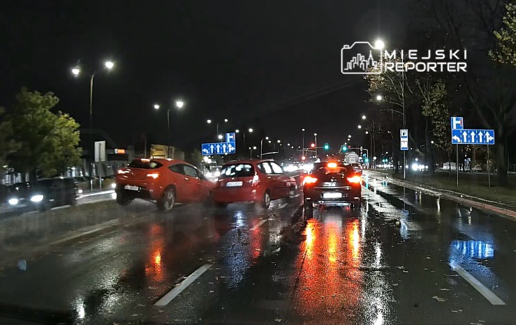 Praga-kuzey'de üç araç çarpıştı. İki şerit trafiğe kapatıldı 1 Praga kuzey de uc arac carpisti i ki serit trafige kapatildi 20335