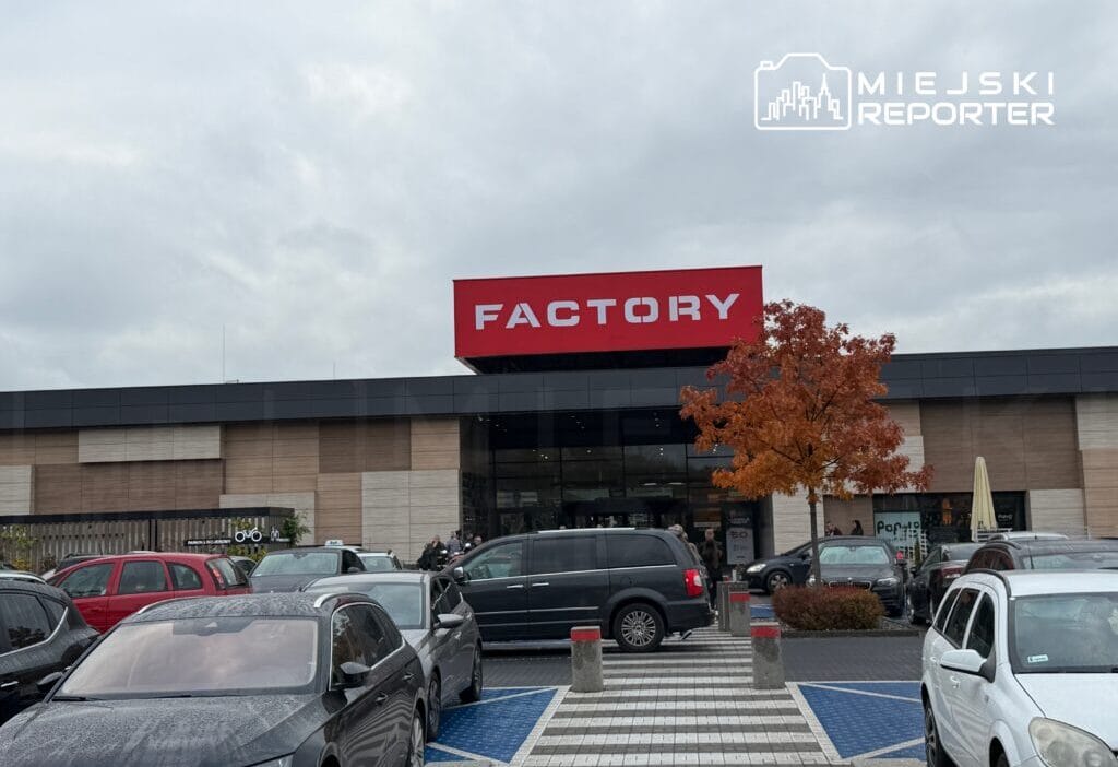 Promosyonlar nedeniyle annopol fabrikasi nda felc suruculer buyuk trafik sikisikligina takildi 17471