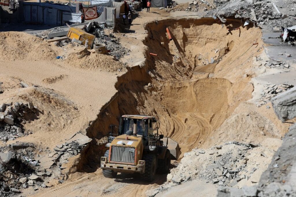 refah ta meydana gelen tehlikeli bir olay buldozer kullanan bir i srailli yerlesimci tarafindan tetiklenmis olabilir sasirtici raporlar 18192