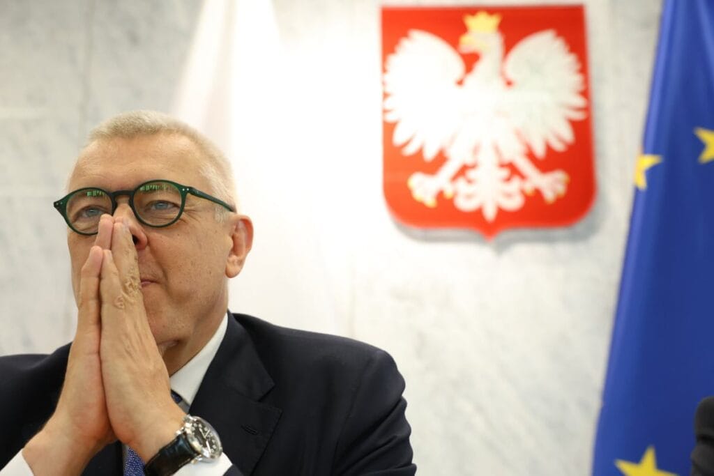 roman giertych polnord daki cba eylemi nedeniyle tazminat aldi beni yok etmek istediler 17456