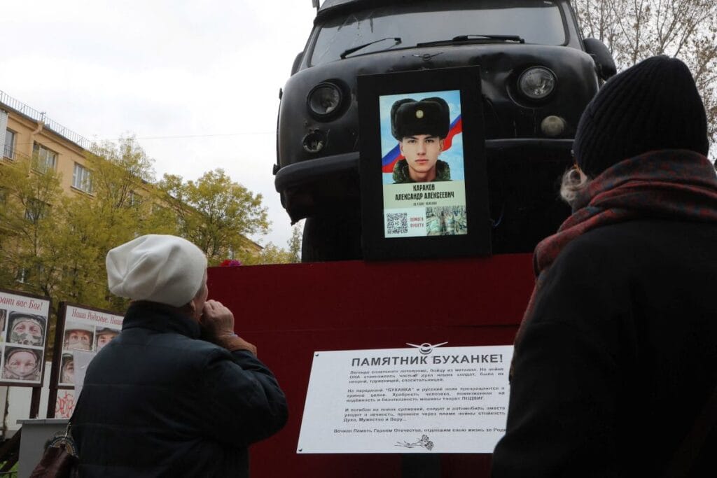 rusya da yazan herkes buna inanmak istiyor devasa can kaybi 15687