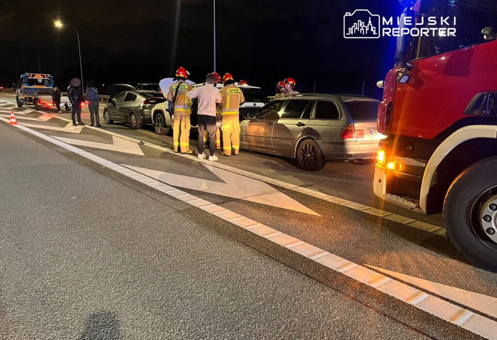 S2 den once s7 de uc arac carpisti bir kisi yaralandi ve buyuk zorluklar yasandi 19413