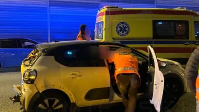 S8'de araç çarpışması. Bir citroen sürücüsü şiddetli fren yaptı, arkasından bir kamyon çarptı 3 S8 de arac carpismasi bir citroen surucusu siddetli fren yapti arkasindan bir kamyon carpti 20338