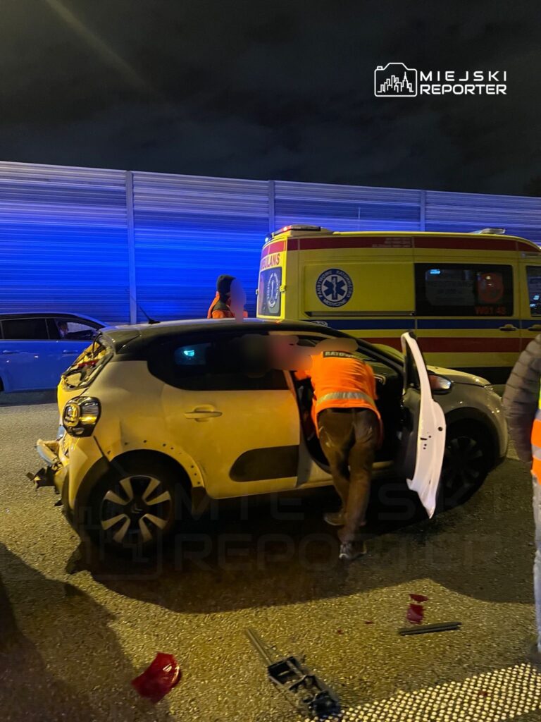 s8 de arac carpismasi bir citroen surucusu siddetli fren yapti arkasindan bir kamyon carpti 20338