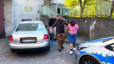 Sahte yoneticiler su kalitesini kontrol edeceklerdi 82 yasindaki iki kisiyi soydular 14748