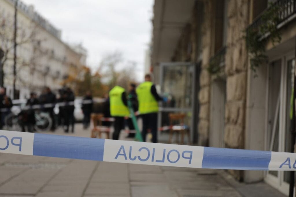 savcinin ofisine saldiri 44 yasindaki kisi hakkinda suclamalar var savcilik yeni bilgiler acikladi 18459