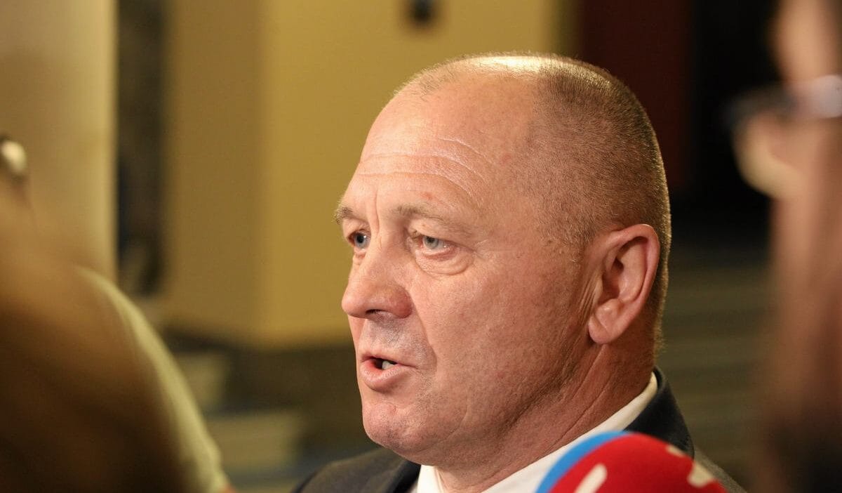 Sawicki sejm'de alkol konusunda zandberg'e yanıt verdi. Sert sözler sarf etti. "i̇stemiyorum". 1 Sawicki sejm de alkol konusunda zandberg e yanit verdi sert sozler sarf etti i stemiyorum 16008