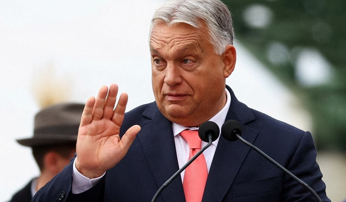 Sikorski macaristan da ofkeye yol acti orban psikoz hakkinda gurluyor 18794