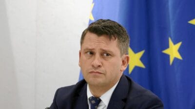 Sliz mikrofonun kapali oldugunu dusundu sejm de her seyi duydular 17354