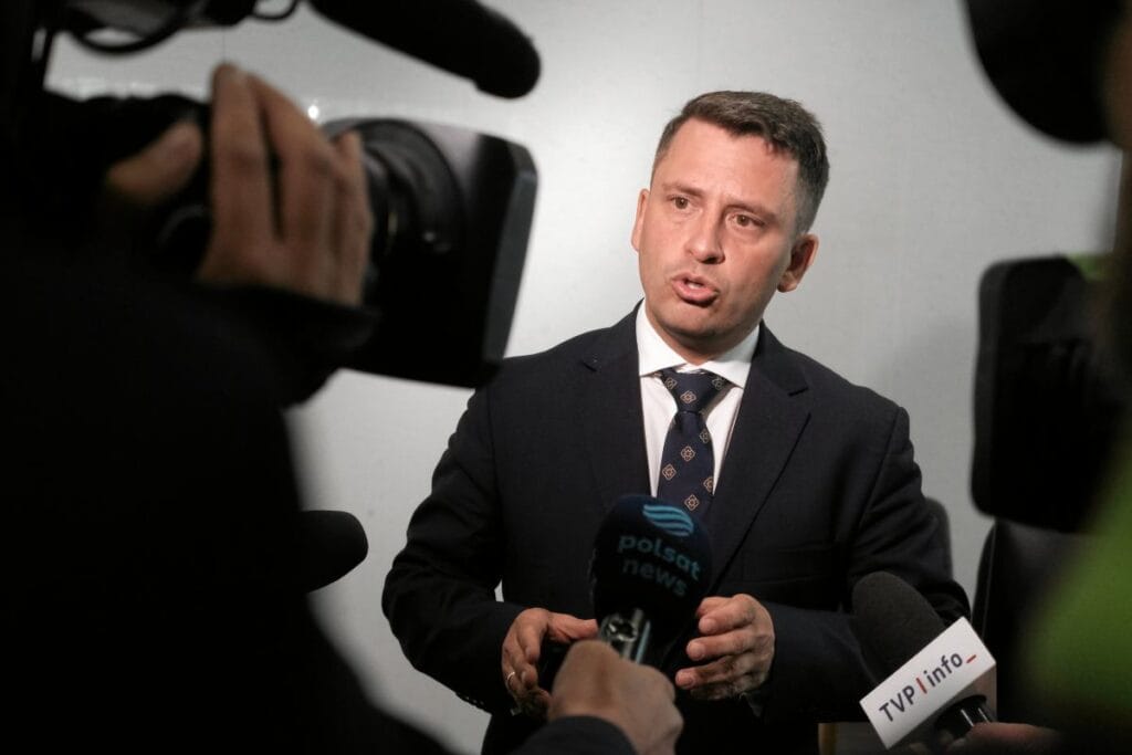 sliz zimoch u kaba terimlerle ozetledi ama medyada ozur diledigi kisi o degildi 17510