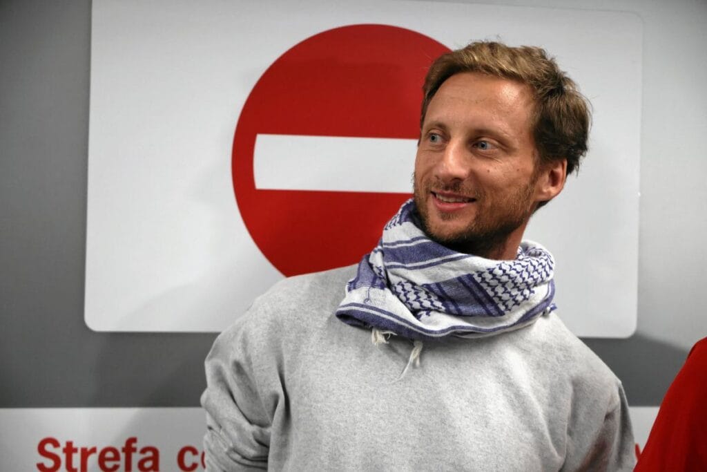 sterczewski nakavtla cezalandirildi cevap veriyor para vermem yine yuzerim 16149