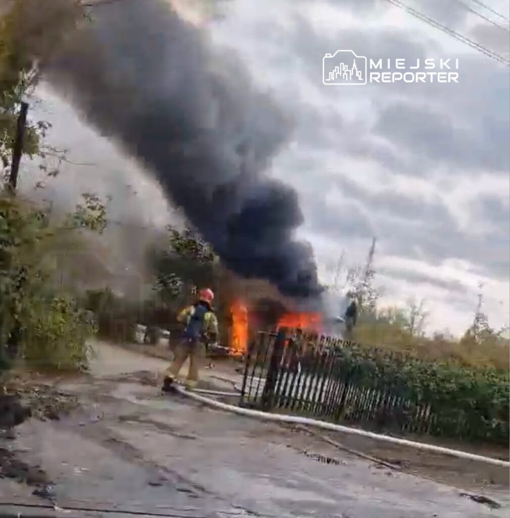 targ wek te terk edilmis istasyon binasinda yangin 19677